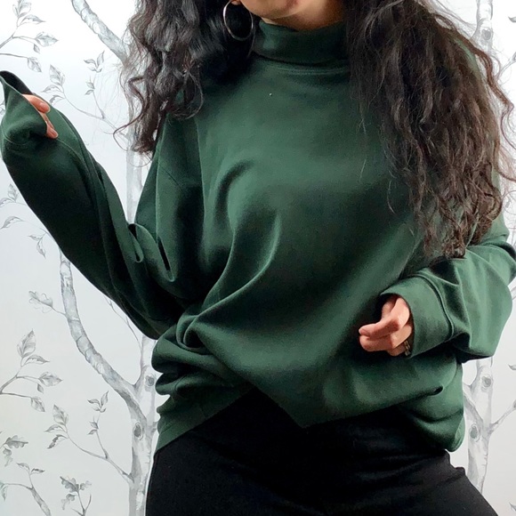 L.L. Bean Tops - L.L. Bean forest green oversized cotton turtleneck